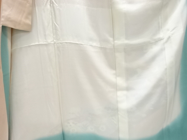  四季草花模様訪問着